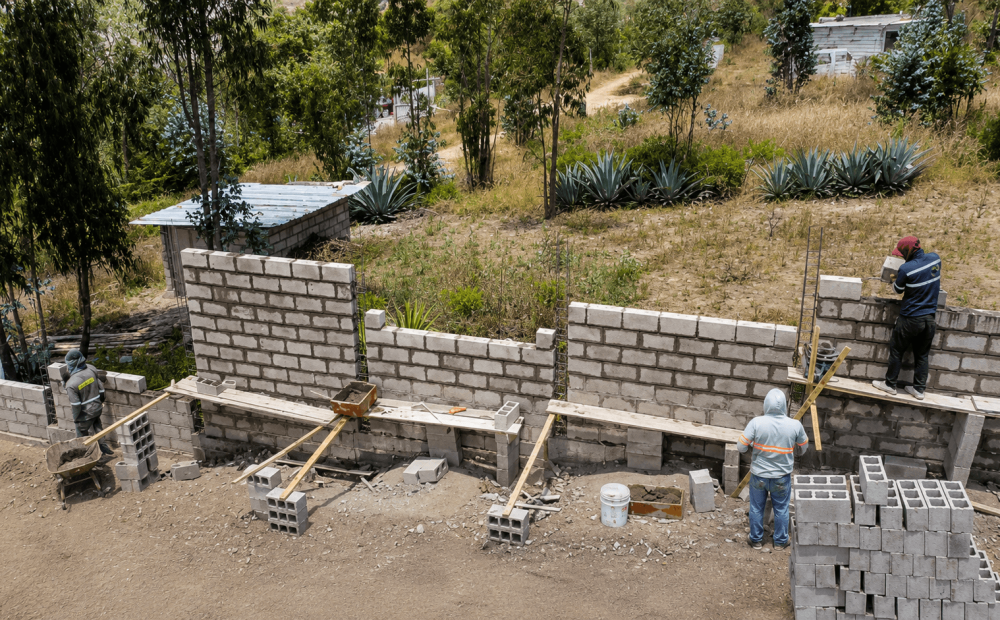 3. Levantamiento de muros de bloque – Cocotog Casa 1 – ARDICOMETAL